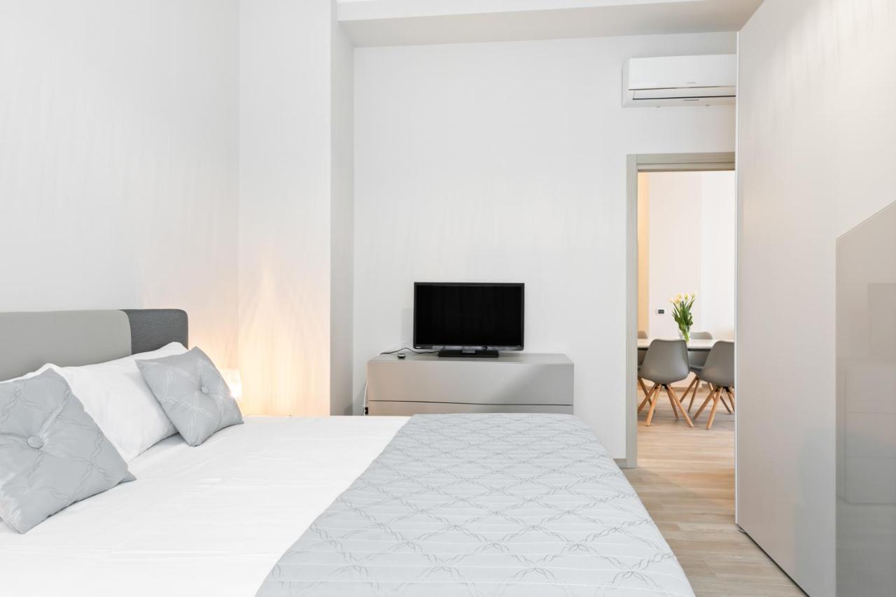 Grattacielo Ina Apartments Palermo Luaran gambar