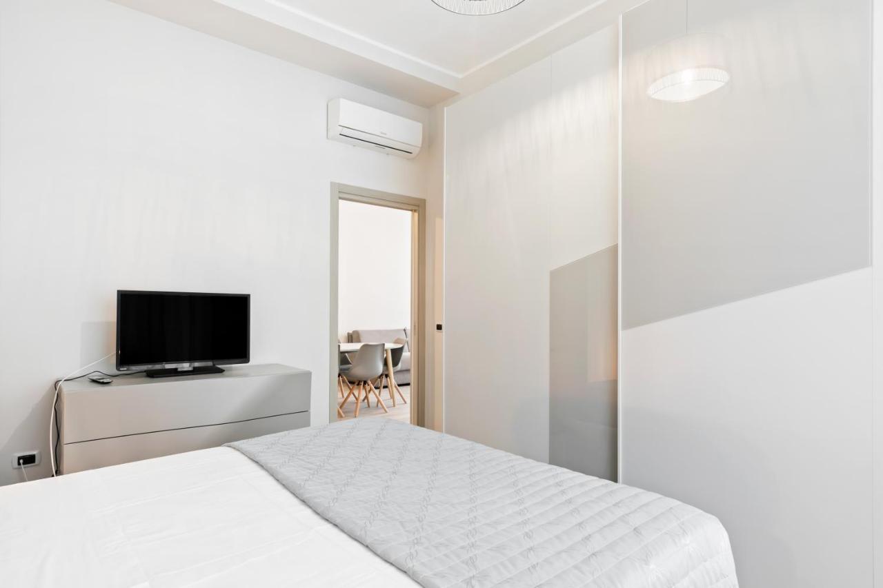 Grattacielo Ina Apartments Palermo Luaran gambar