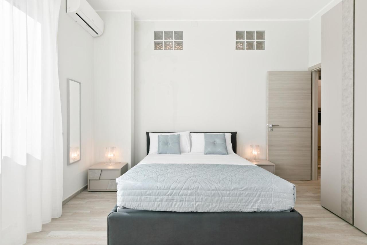Grattacielo Ina Apartments Palermo Luaran gambar