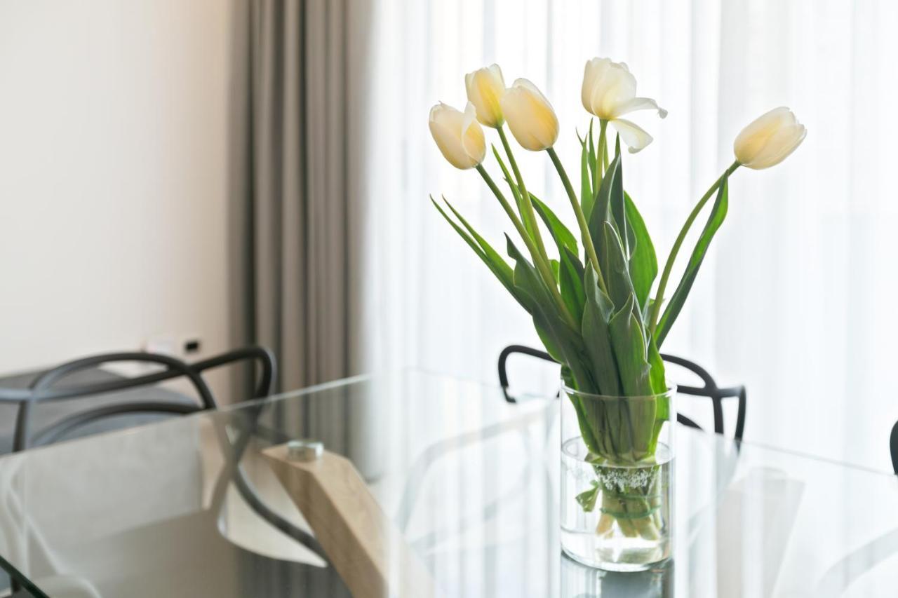 Grattacielo Ina Apartments Palermo Luaran gambar