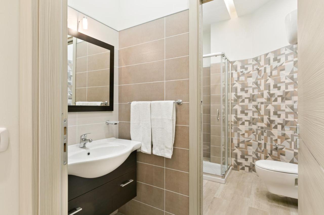 Grattacielo Ina Apartments Palermo Luaran gambar
